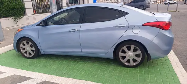 2013 Hyundai ELANTRA 照片 3
