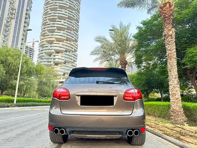 stunning Cayenne Turbo GCC Specs 2011 Mondal. Well maintained car