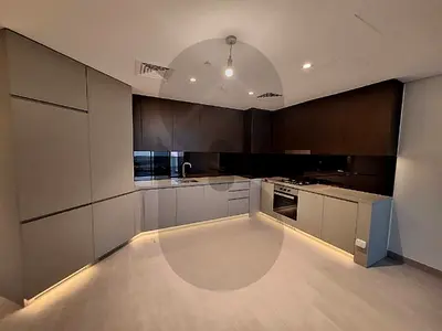Brand New 1BR | Panoramic Creek View | Business Bay