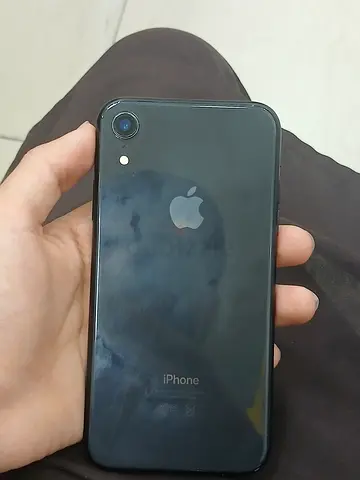 Used iPhone XR (black) - Good working condition