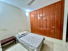 Executive bachelor bed space available in karama for 1275 preferably Indians ( dewa , net etc)