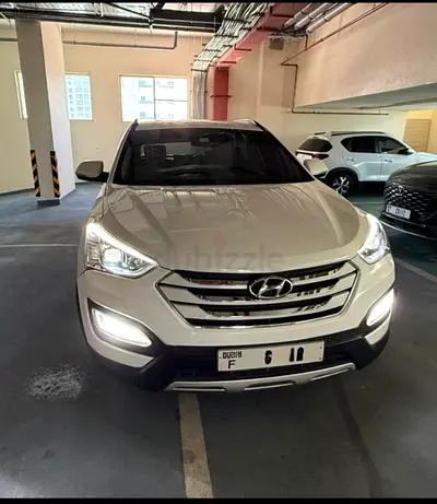 2015 Hyundai Santa Fe GCC Specs - Excellent Condition new battery and wheels