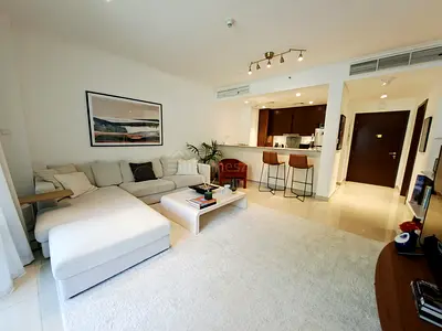 Don’t Miss This! Spacious Furnished 1BR | Mulberry