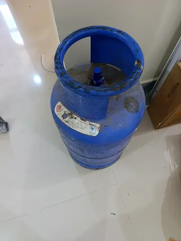 Blue LPG Gas Cylinder ( unopened)