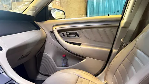 2014 FORD TAURUS photo 3