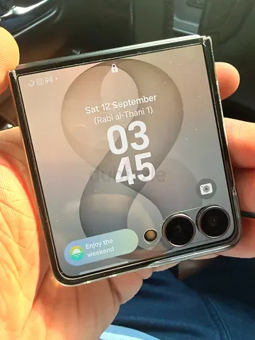 SAMSUNG Z FLIP 8 - 256 GB