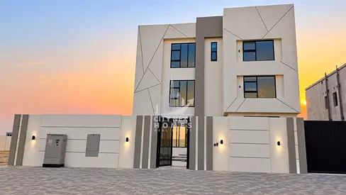 6BR Villa | Maid Room | Hall | Outside Kitchen