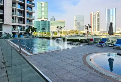 High End Amenities|Duplex|High Floor|Reay To Move