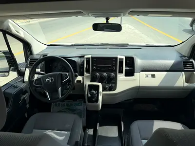 صورة 12 لـ 2022 Toyota HIACE