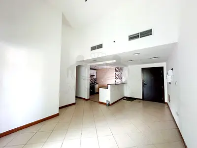 Bright Apartment | Close to Marina Walk | Vacant