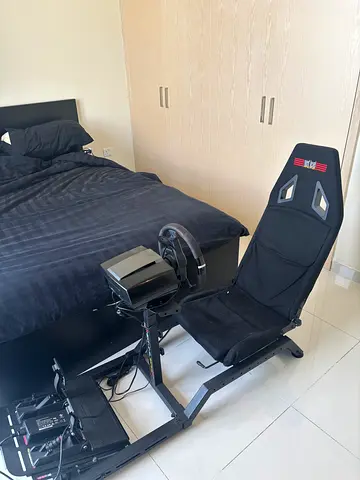 Racing gaming seat rig with wheel and pedals - complete setup