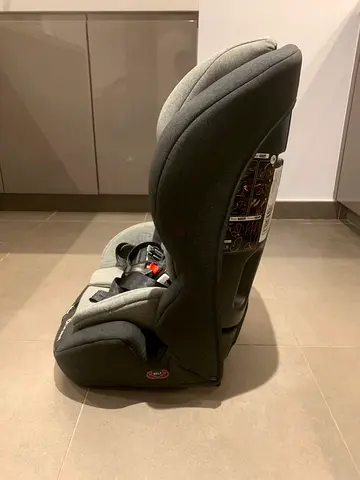 Grey infant car seat in good condition