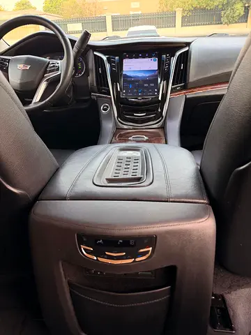 2016 Cadillac ESCALADE 照片 8