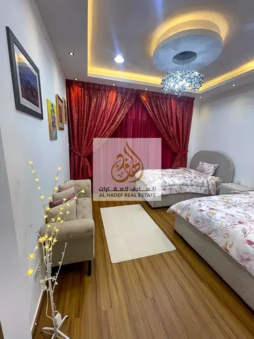 🏠 **للإيجار السنوي بالفرش – أبراج عجمان ون** 🔥  ✨ شقة مميزة ومفروشة بالكامل، مناسبة للعائلات وتتميز بمساحات مريحة وتجهيزات ممتازة.  🏡 **تفاصيل الشق