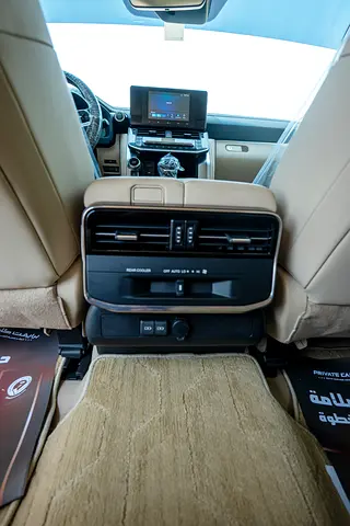 صورة 14 لـ 2025 Toyota LAND CRUISER
