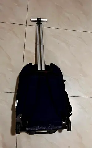 Wheeled trolley backpack with telescopic handle - good condition