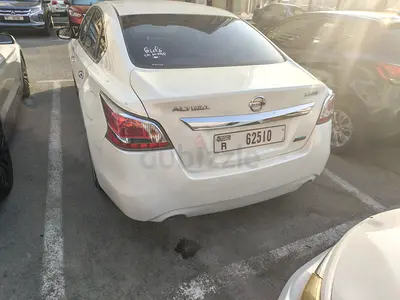 Nissan Altima SV 2015 | American Specs | Clean Condition