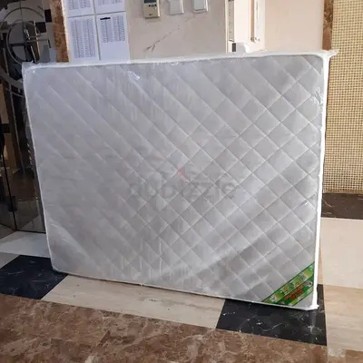 150x190cm Queen size mattress.  Same day delivery available