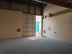6,000 Sq. Ft. Warehouse for Rent in Al Jurf Industrial 1 | Mezzanine | 25 kW