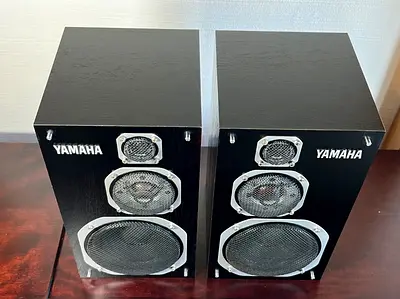 YAMAHA NS-1000MM Mini Studio Monitor Speaker L&R Pair good condition Excellent