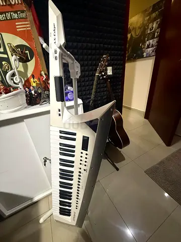 Roland AX-Edge Keytar White