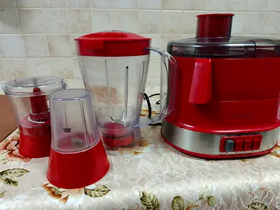 Food processor 4 in 1 ( juicer+blender+chopper+grinder)- used