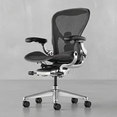 Herman Miller Aeron Remastered Chair - Graphite Frame / Aluminum Base - Size C
