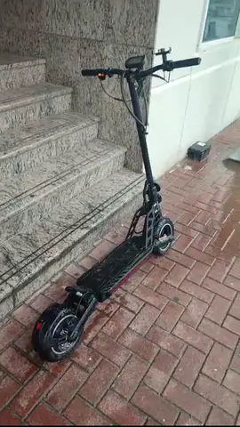 Kugoo G2 pro Used electric scooter - sturdy adult commuter, needs minor TLC
