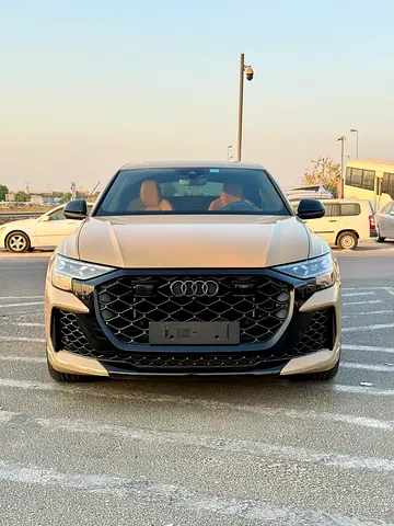 2025 AUDI RS Q8 photo 3