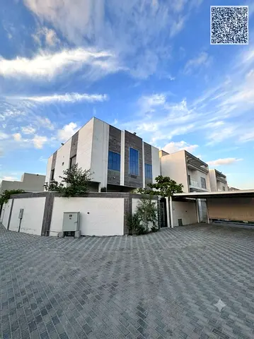 100% Freehold: 6 Master BR Corner Villa for Sale (Ready with AC, Water & Electricity)