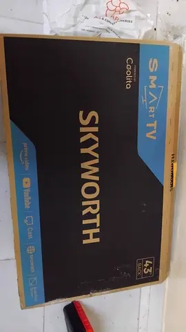 Skyworth 43" Smart TV