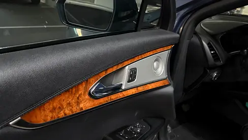 2019 Lincoln NAUTILUS photo 10