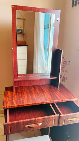 Dressing Table with Mirror & Stool – AED 80 Quick Sale