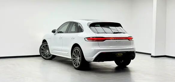 2023 Porsche MACAN — фото 6