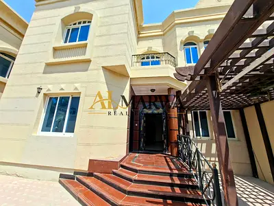 Spacious 4BR Villa with maidroom, laundry, store room Separate majilis ready to move