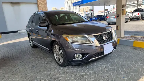 Well Maintained 2014 Nissan Pathfinder SV | GCC Specs