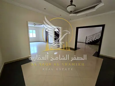Villa no deposit 4 BHK spacious separate majlis and central AC