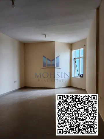 شقة استوديو فاخرة للإيجار في "هورايزن تاور" (Horizon Tower) تشمل موقف سيارات؛ تتميز بإطلالة مفتوحة وتُعد خياراً مثالياً للعائلات.