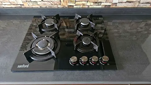 Sanford 4-Burner Built-in Gas Hob - Black Glass