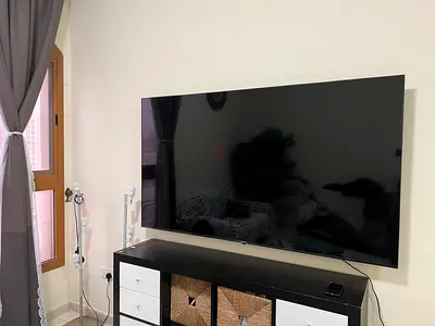 LG 75” Large Flat Screen Smart TV