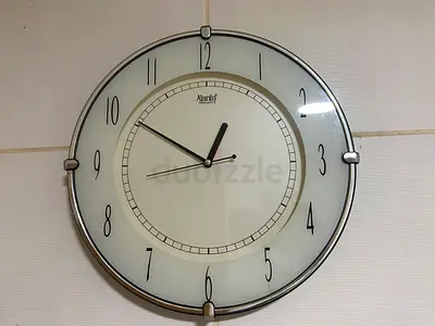 Wall clock