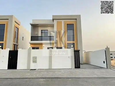 🏡✨ فيلا مميزة للإيجار في الزاهية – عجمان  تشطيبات داخلية وخارجيه علي اعلي مستوى من الرقي والفخامة ويوجد تناسق الالوان والدهانات مع الإضاءة والزجاج ال