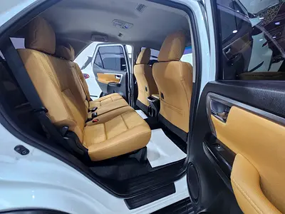 صورة 13 لـ 2023 Toyota FORTUNER