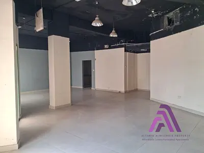 Spacious Shop for rent available