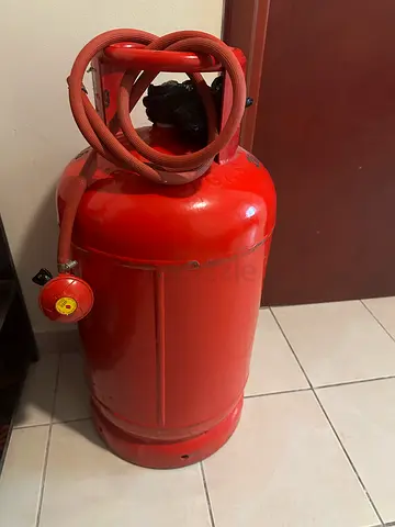 Cylinder 22 KG with regulator for sale