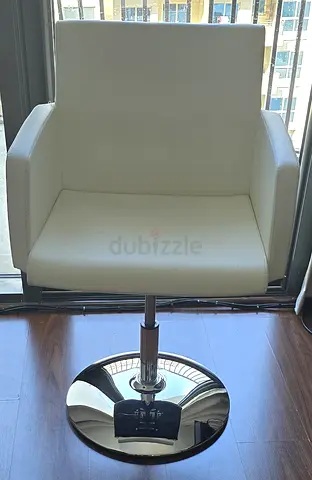 White Swivel Tub Chair - Height Adjustable - Faux Leather on Chrome Pedestal Base