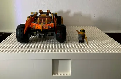 LEGO COLE’S DRAGON CRUISER