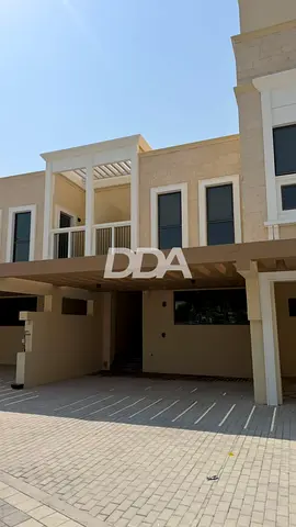 4BR VILLA | PRIVATE GARDEN | PRIME LOCATION
