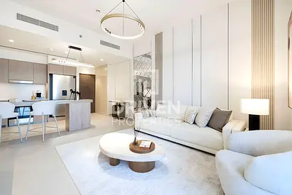 Renovated | High Floor | Sea and City View