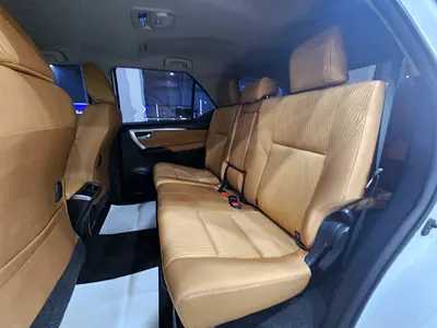 صورة 18 لـ 2023 Toyota FORTUNER